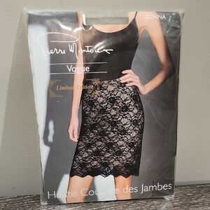 Pierre Mantoux Vogue Gonna Elastic Body Con Black Lace Skirt